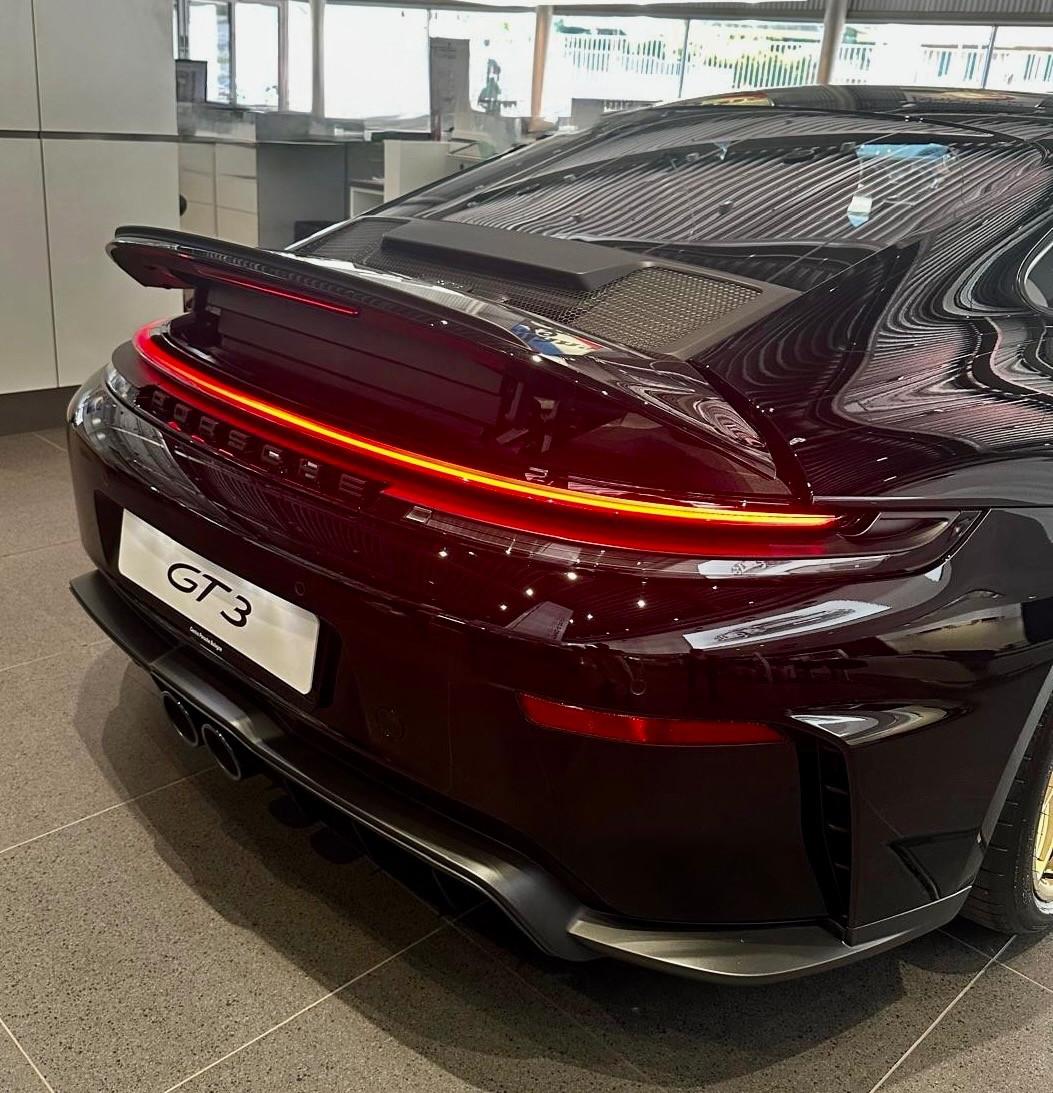 Porsche 911 GT3 Touring- SUBENTROLEASING