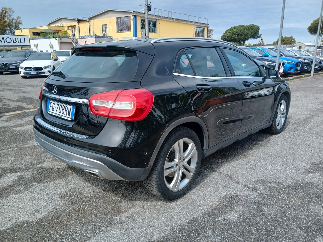 Mercedes-benz GLA 180 d Premium