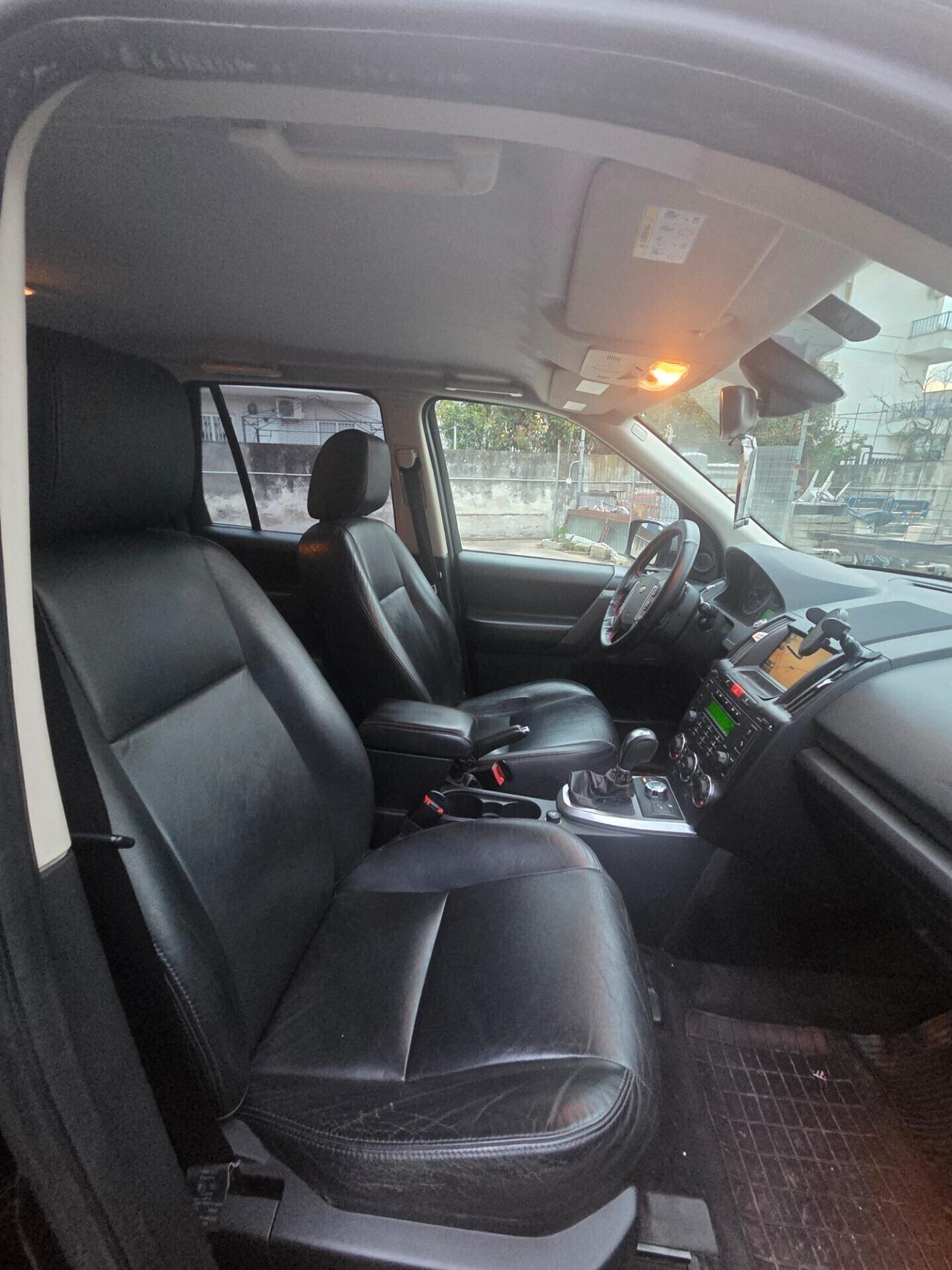 Land Rover Freelander 2.2 TD4 Gancio traino