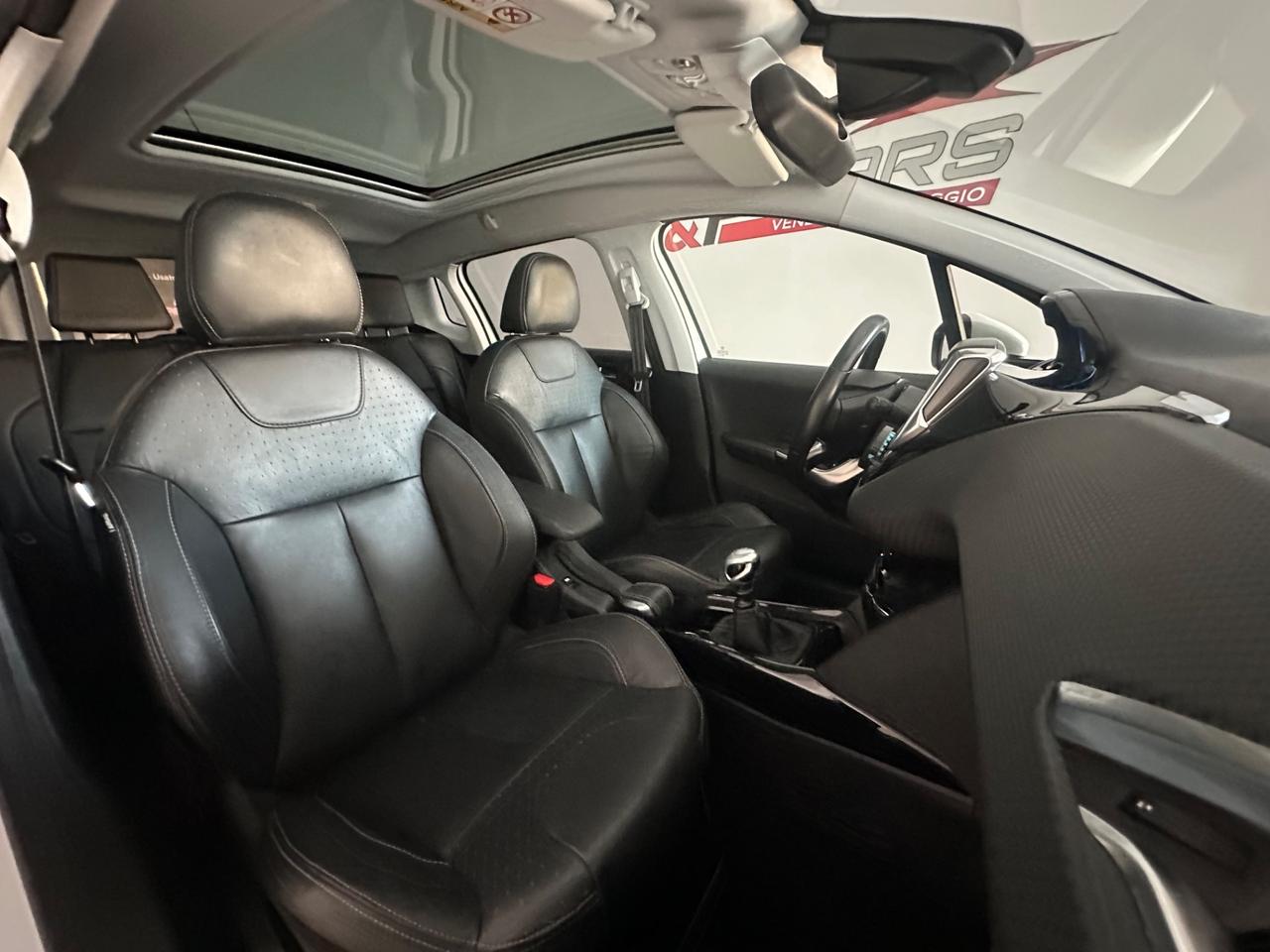 Peugeot 2008 BlueHDi 120 S&S Black Matt