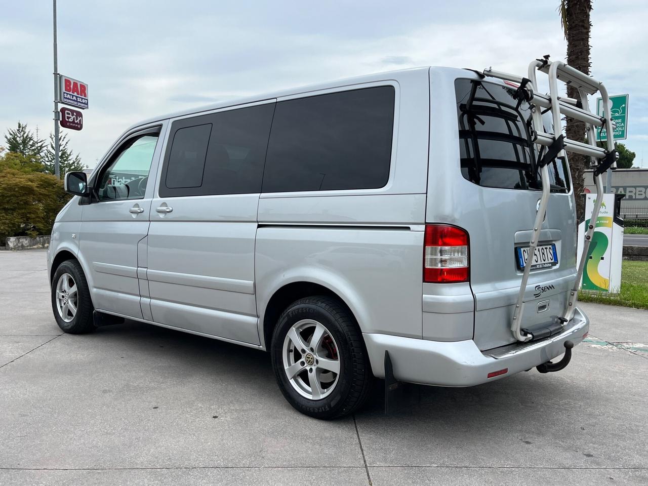 Volkswagen Multivan 2.5 TDI/130CV Highline