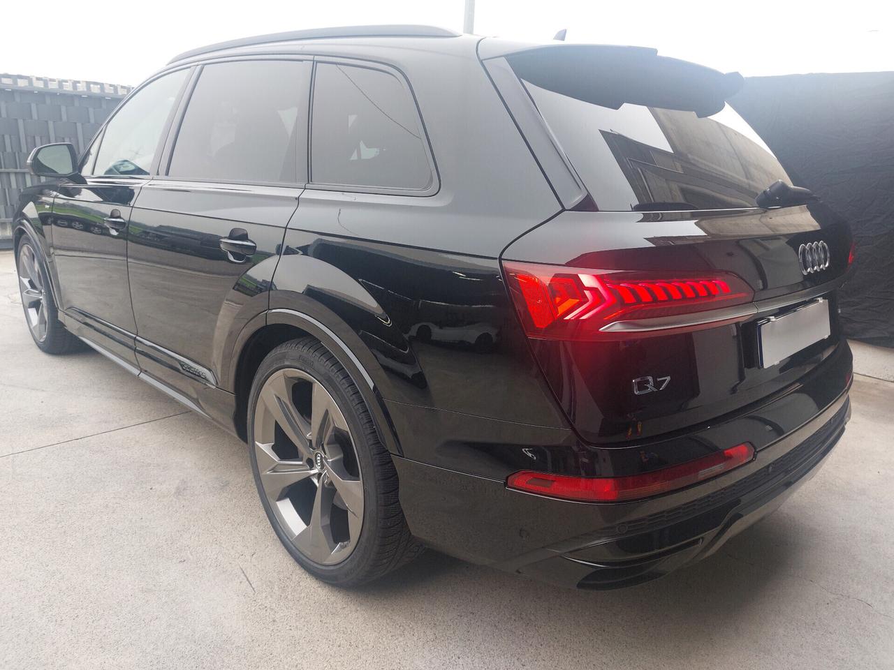 Audi Q7 50 TDI quattro tiptronic Sport Plus