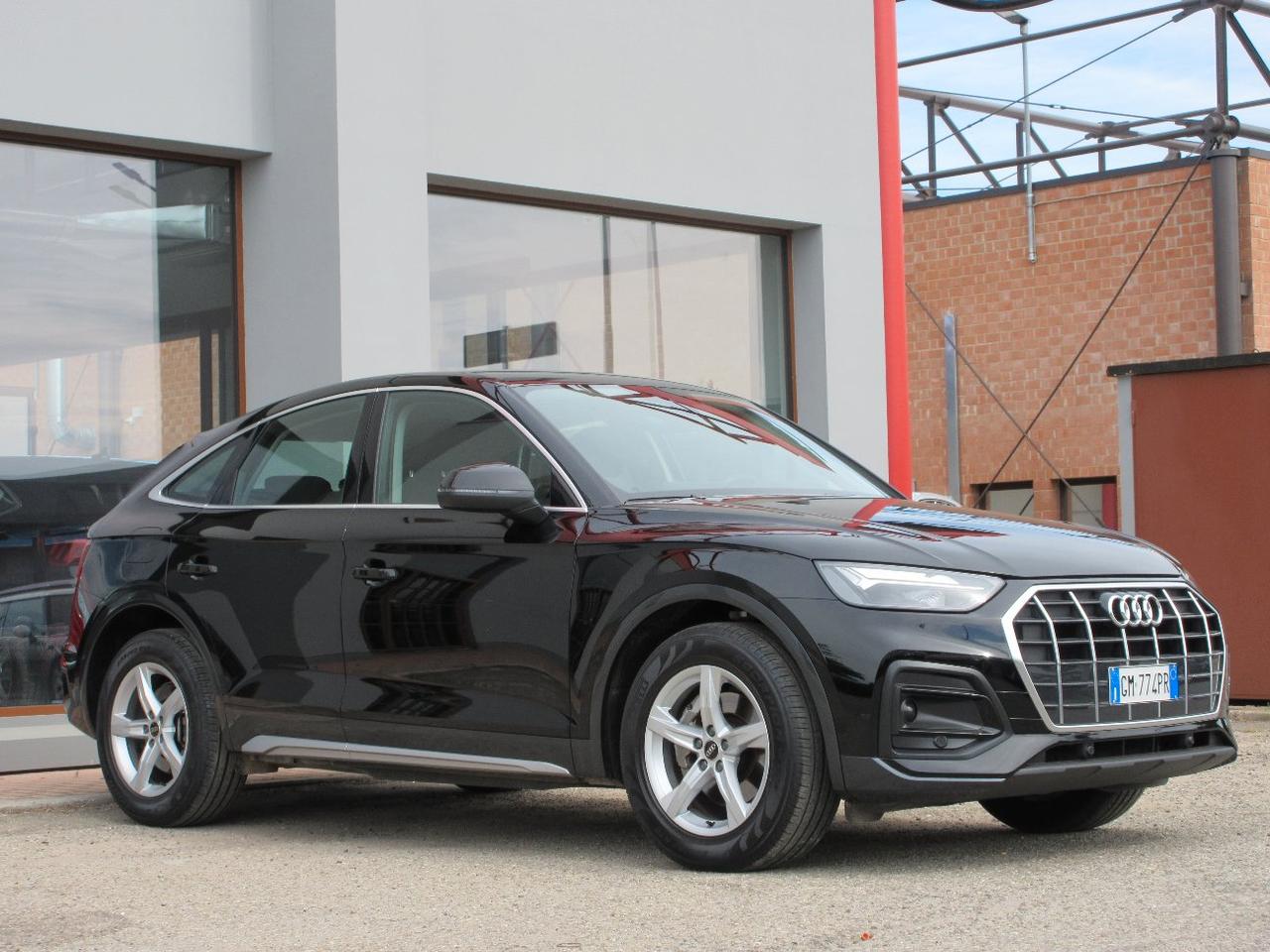 Audi Q5 Sportback 35 2.0 tdi mhev 12V Business Advanced s-tronic