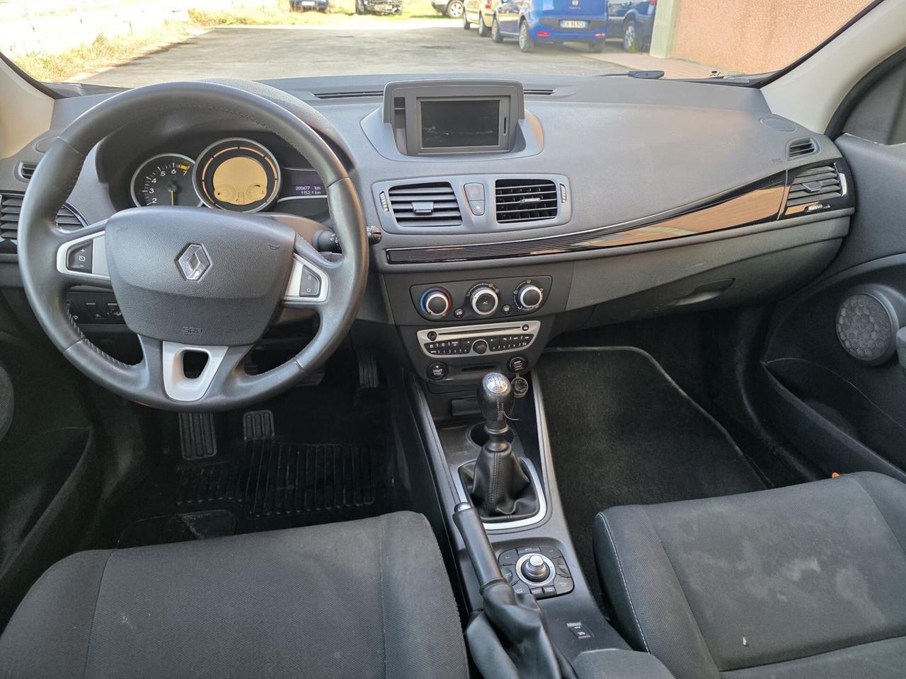 Renault Mégane 1.6 GpL SporTour 05-2012