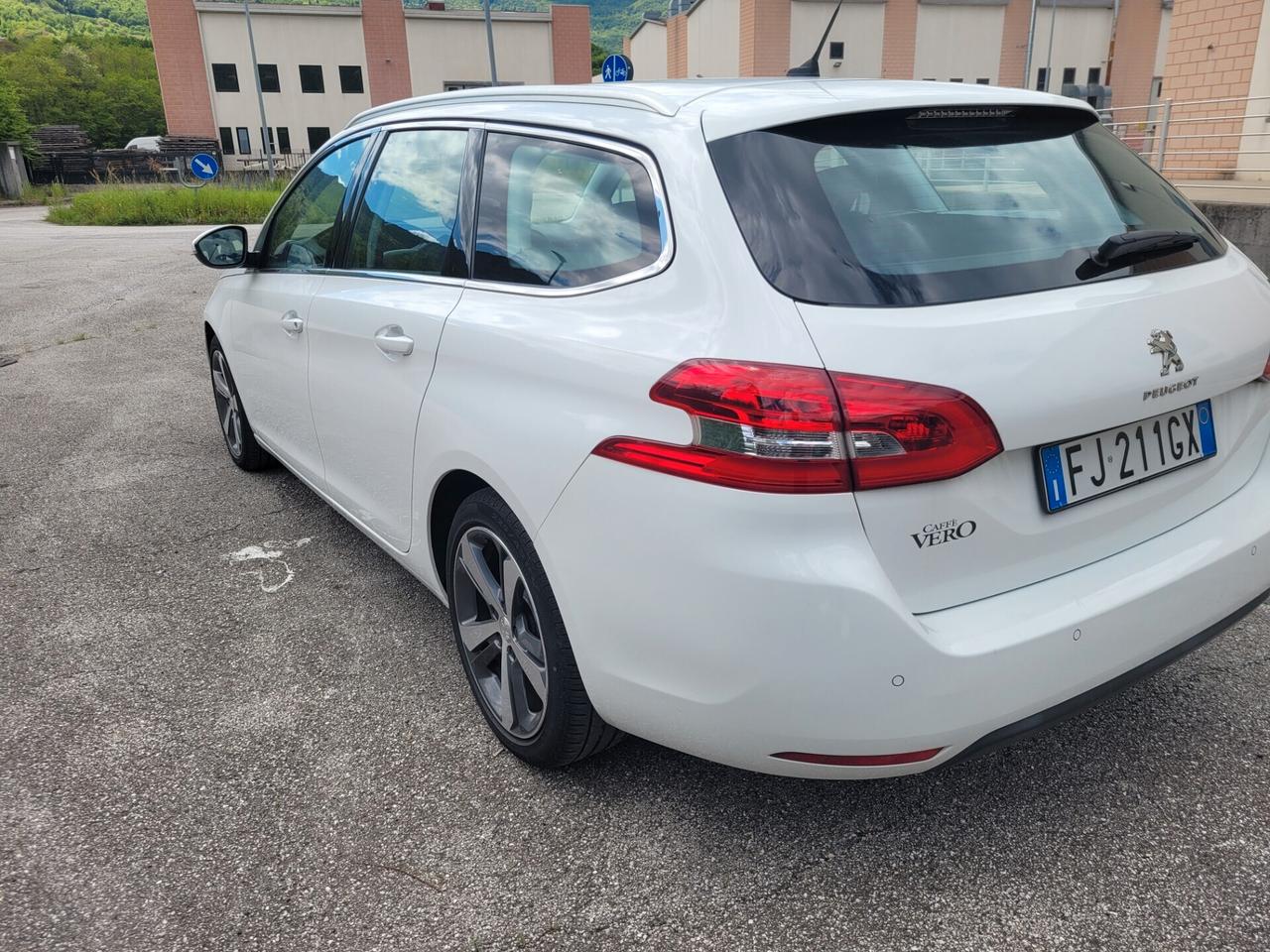 Peugeot 308 BlueHDi 120 S&S SW Active