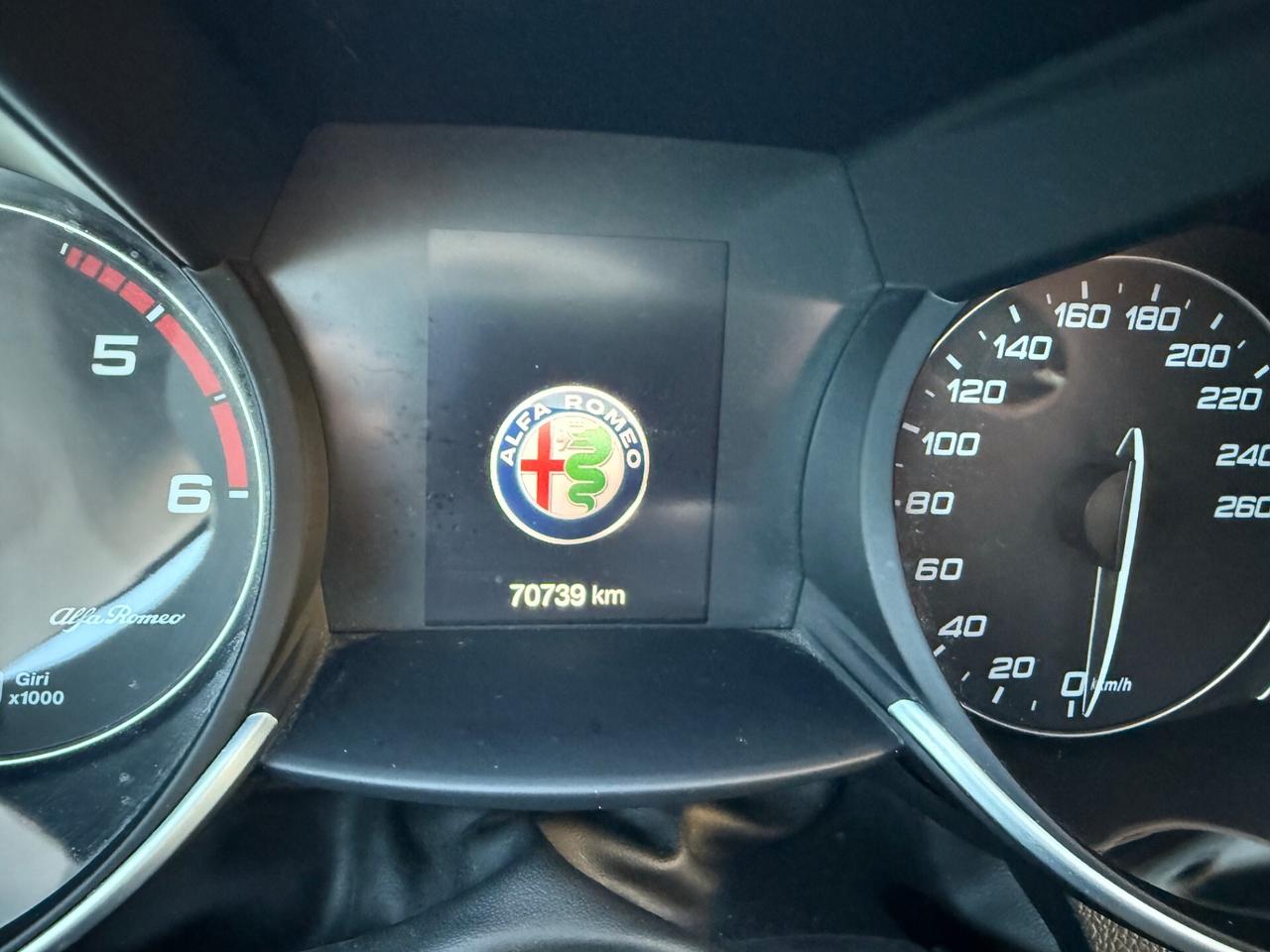 Alfa Romeo Giulia 2.2 Turbodiesel 180 CV Business Sport