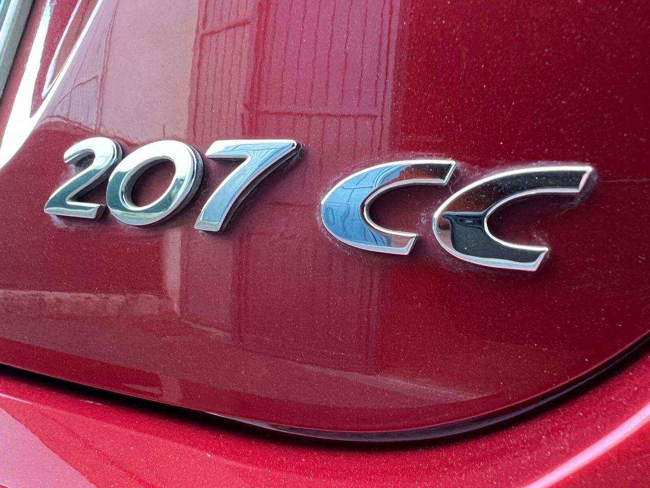 Peugeot 207 1.6 VTi 120CV CC Féline
