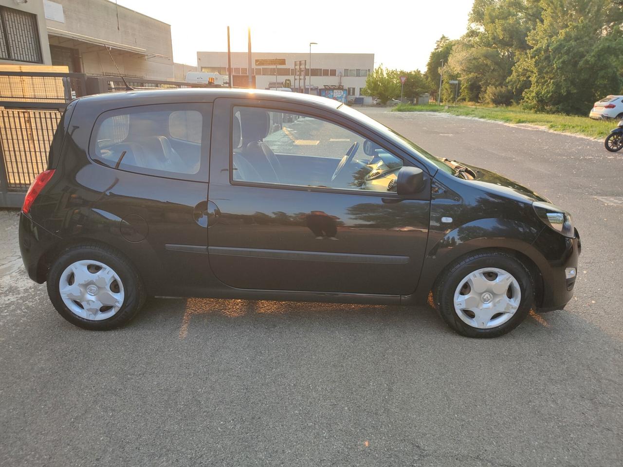 RENAULT NEW TWINGO 2013 A GPL GOMMATA REVISIONATA