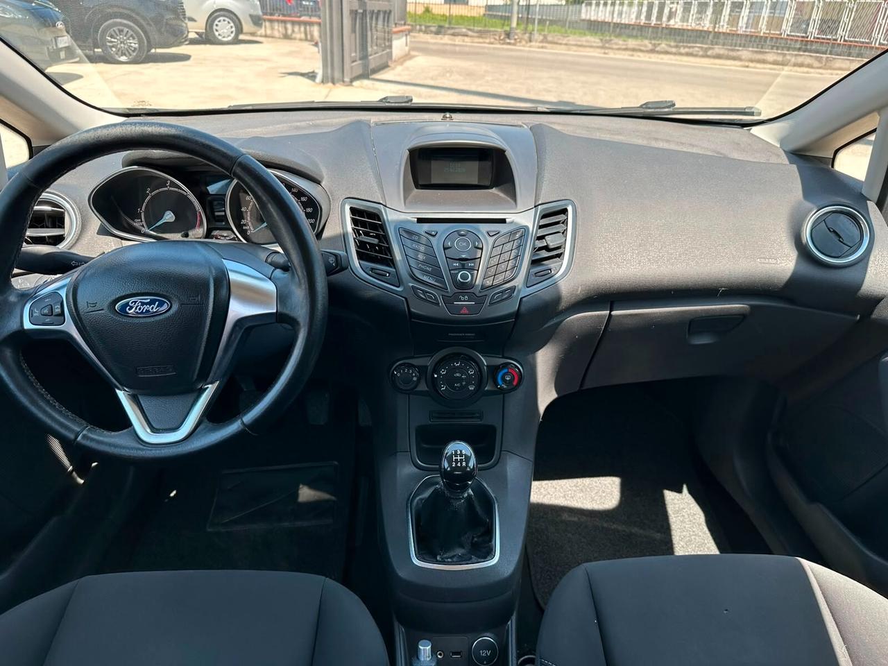 Ford Fiesta 1.5 TDCi 75CV 5p Titanium