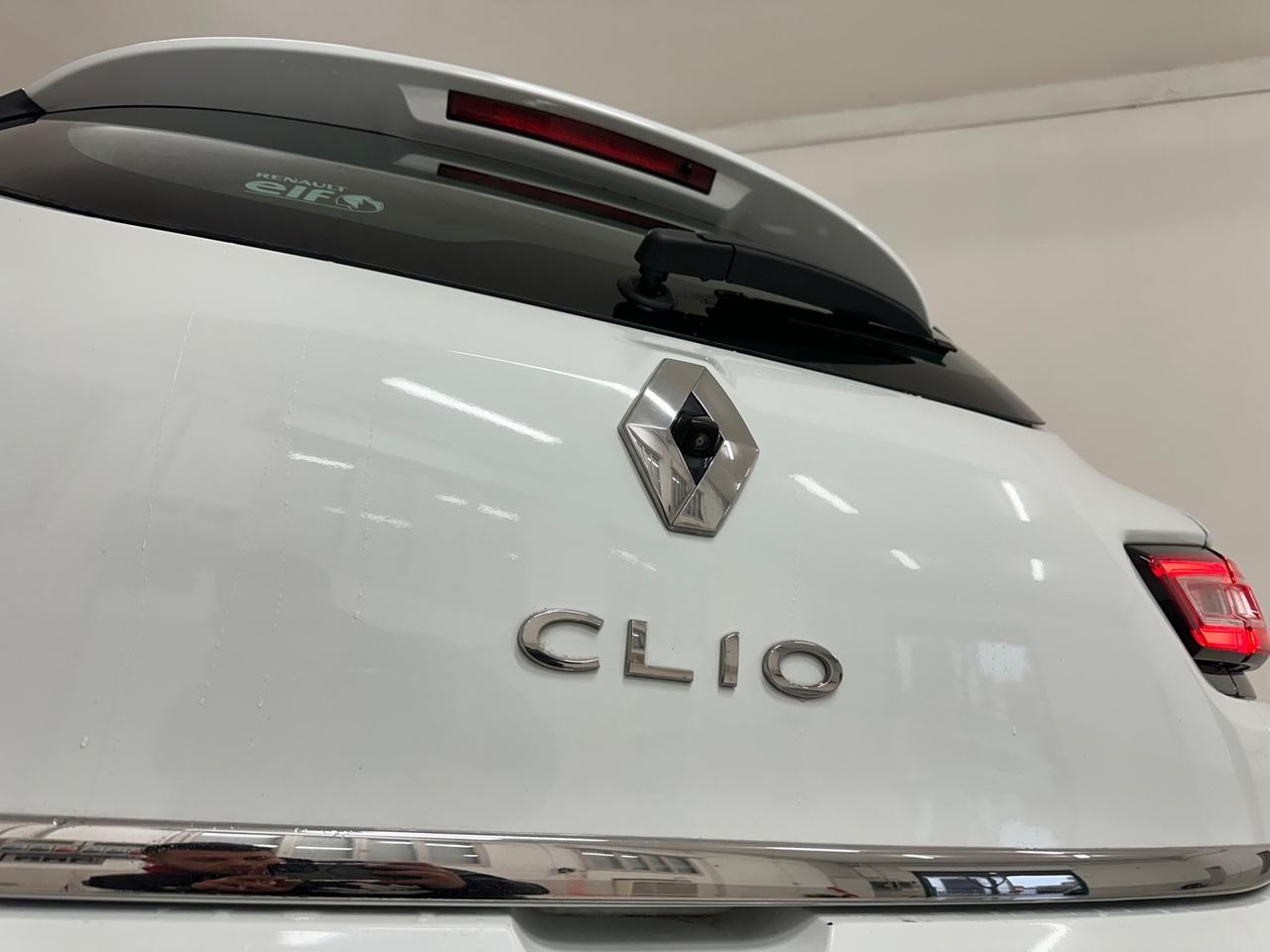 Renault Clio dCi 8V 75 CV 5 porte Moschino Intens OK NEOPATENTATI