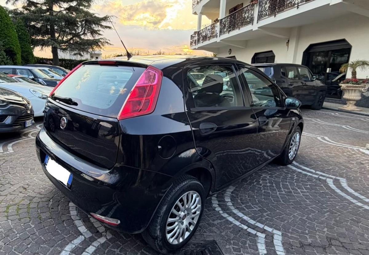 FIAT Punto 1.2 8V 5p. Street