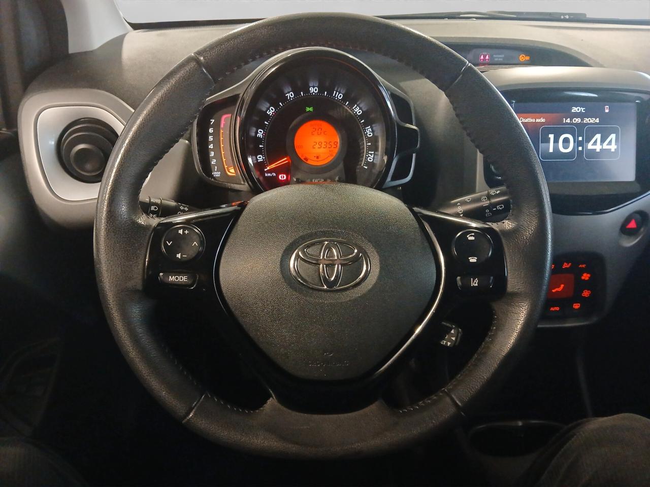 Toyota Aygo Connect 1.0 VVT-i 72 CV 5 porte x-play