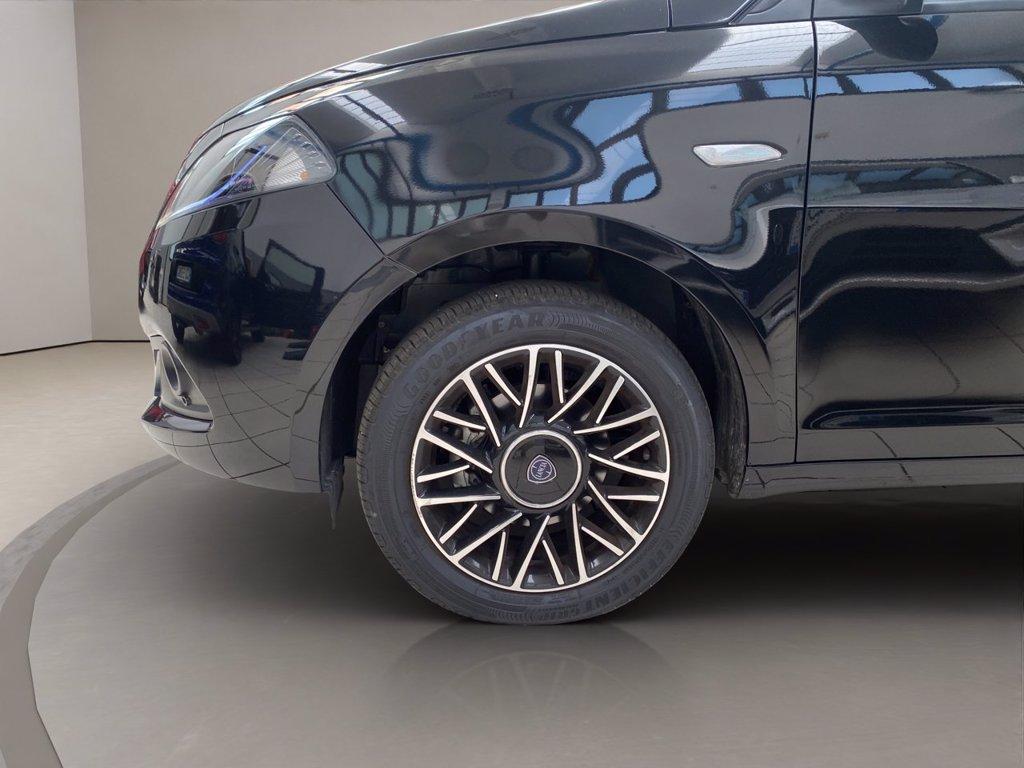 LANCIA Ypsilon 1.0 firefly hybrid Platino s&s 70cv del 2024