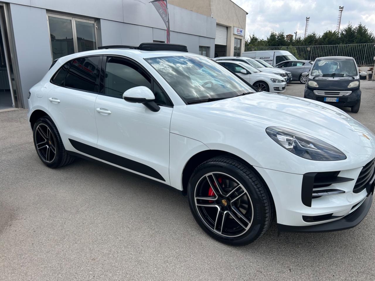 Porsche Macan 2.0 Sport Edition 90000km