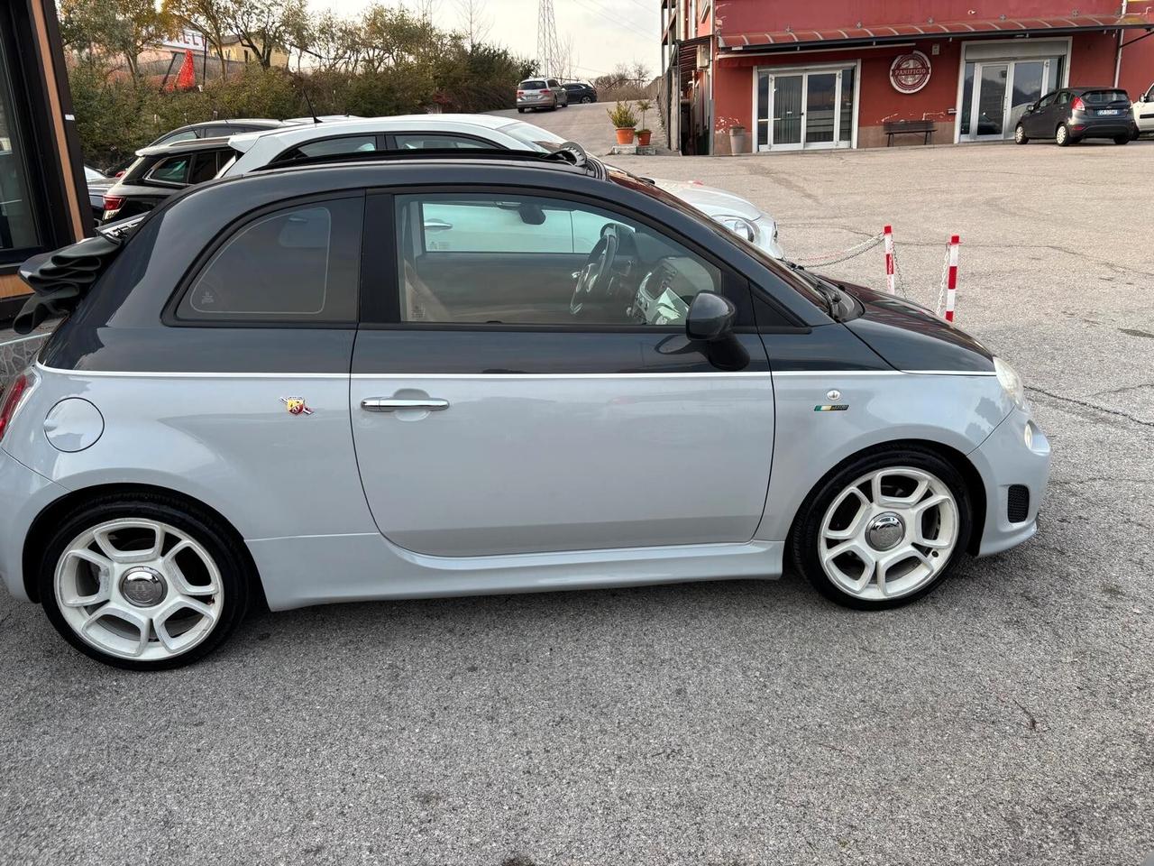 Abarth 500 C 1.4 Turbo T-Jet MTA Bicolore