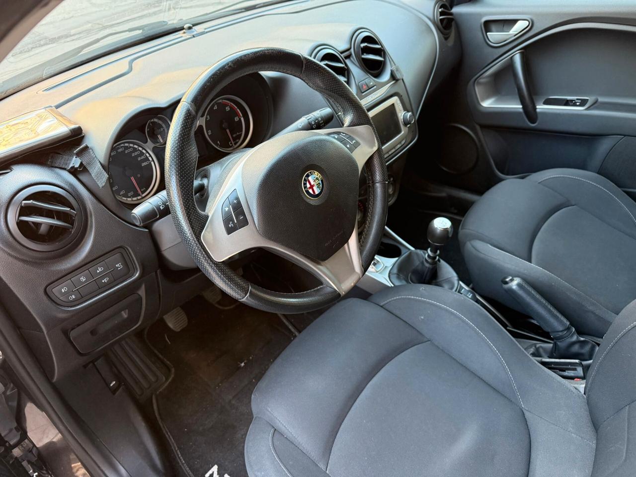 Alfa Romeo MiTo 2015 1.3 85 CV S&S Distinctive