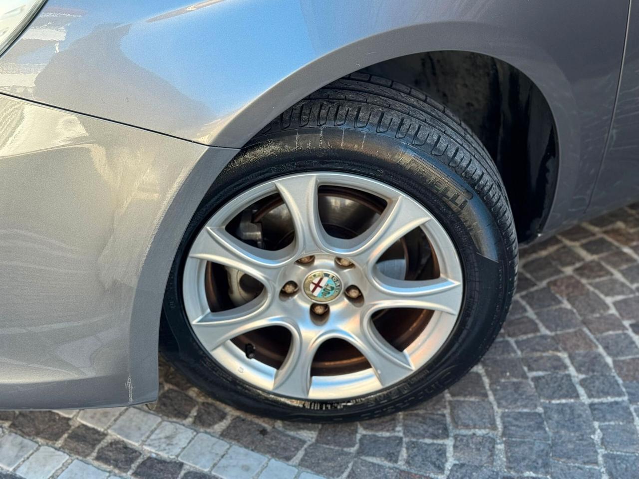 Alfa Romeo Giulietta 1.6 JTDm-2 105 CV Exclusive