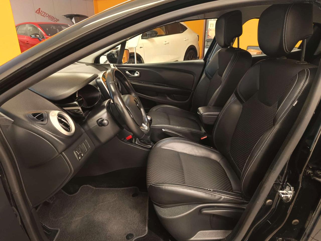 Renault Clio 1.2 75 CV 5 porte Duel2