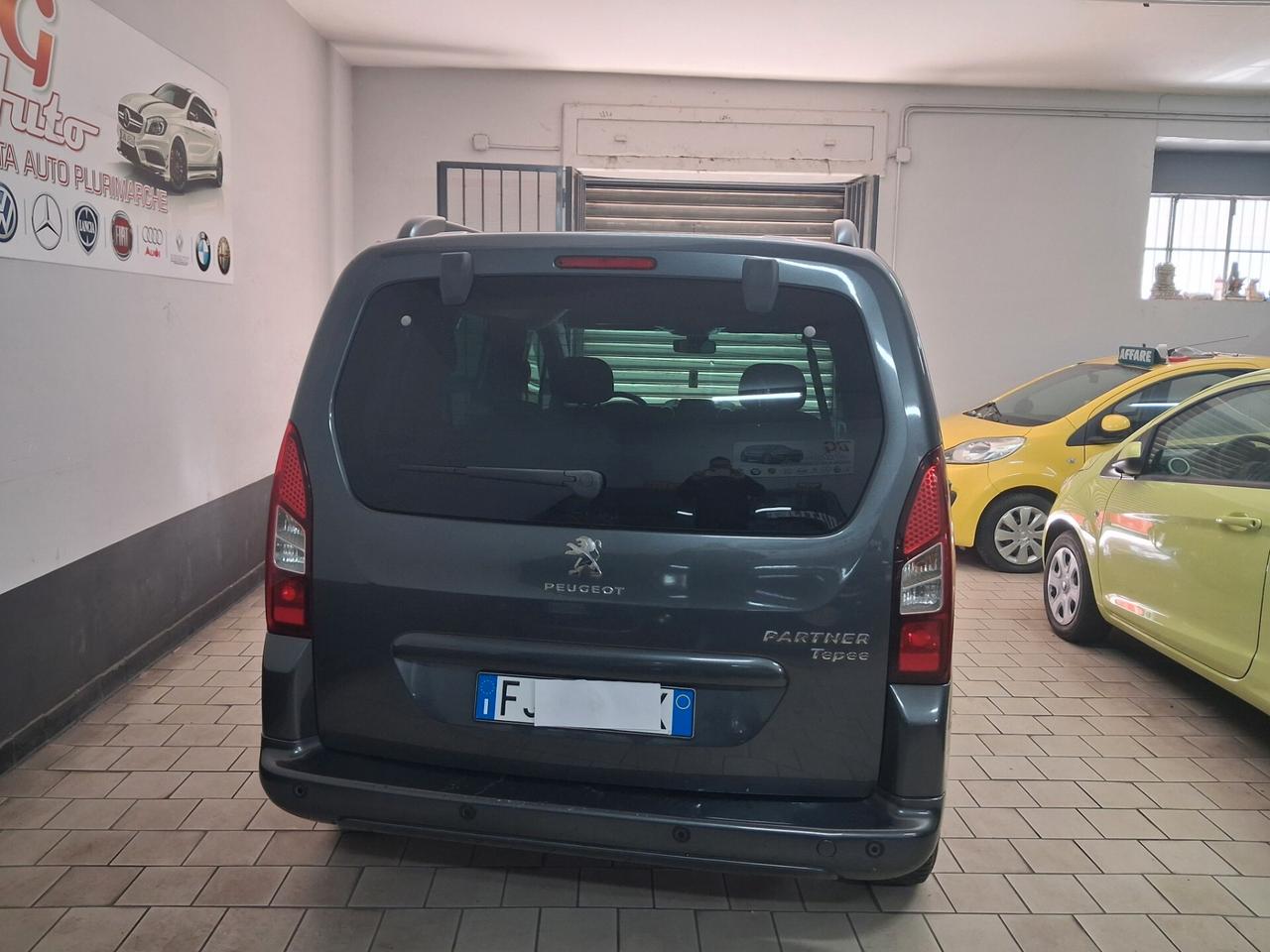 Peugeot Partner Tepee 1.6 BlueHDi Outdoor 2017