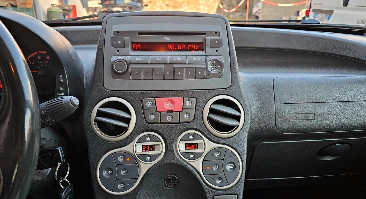 Fiat Panda 1.3 MJT 16V 4x4 Cross -ok neopatentati--