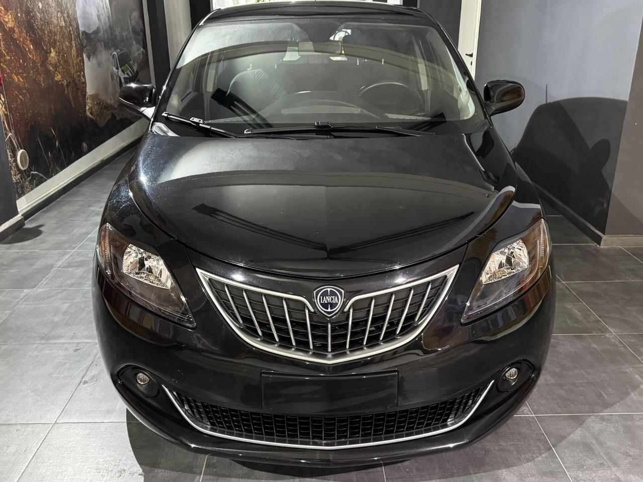 Lancia Ypsilon 1.0 FireFly 5 porte S&S Hybrid Gold