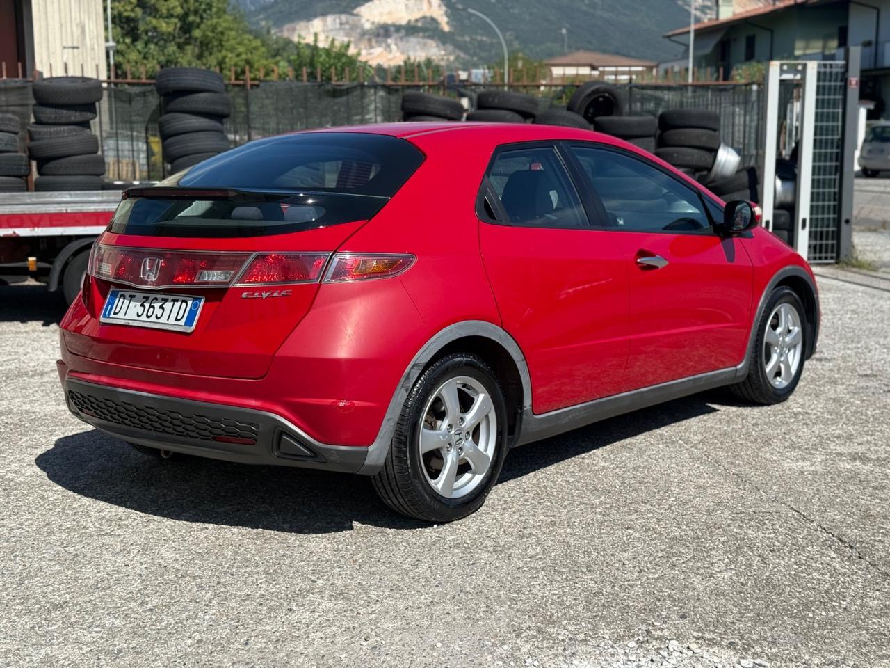Honda Civic 1.4 i-DSi 5p. Comfort LE