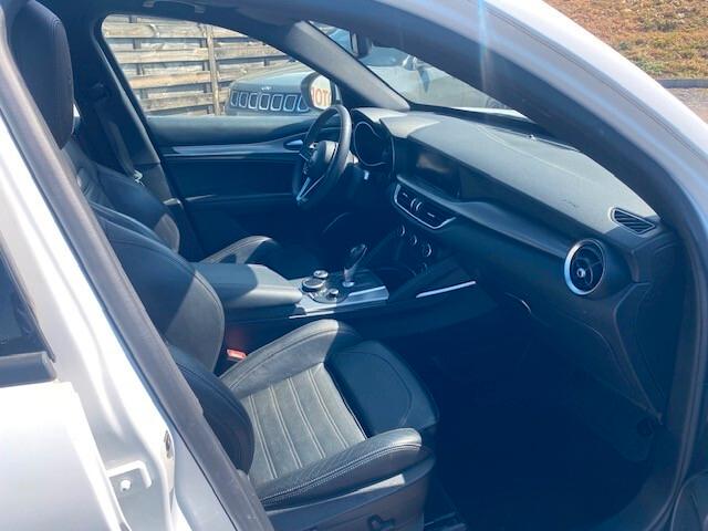 Alfa Romeo Stelvio 2.2 Turbodiesel 210 CV AT8 Q4 Executive