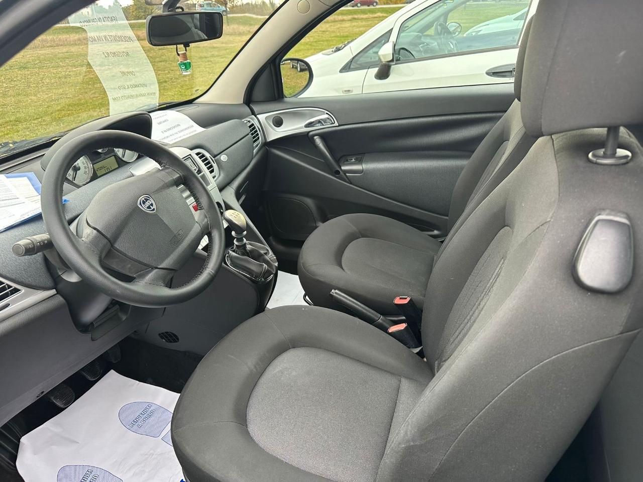 Lancia Ypsilon 3 Porte Ypsilon 1.2 8v Unyca 69cv