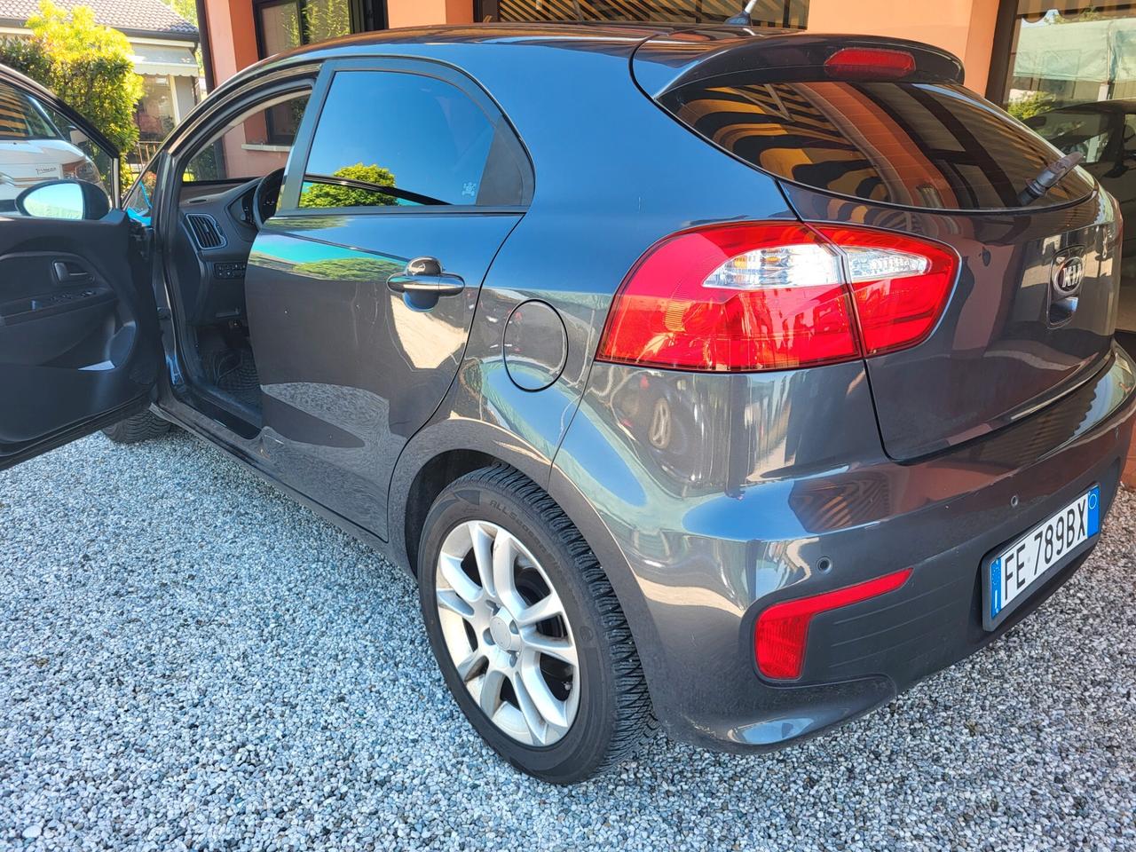 Kia Rio 1.1 CRDi 5p. Cool
