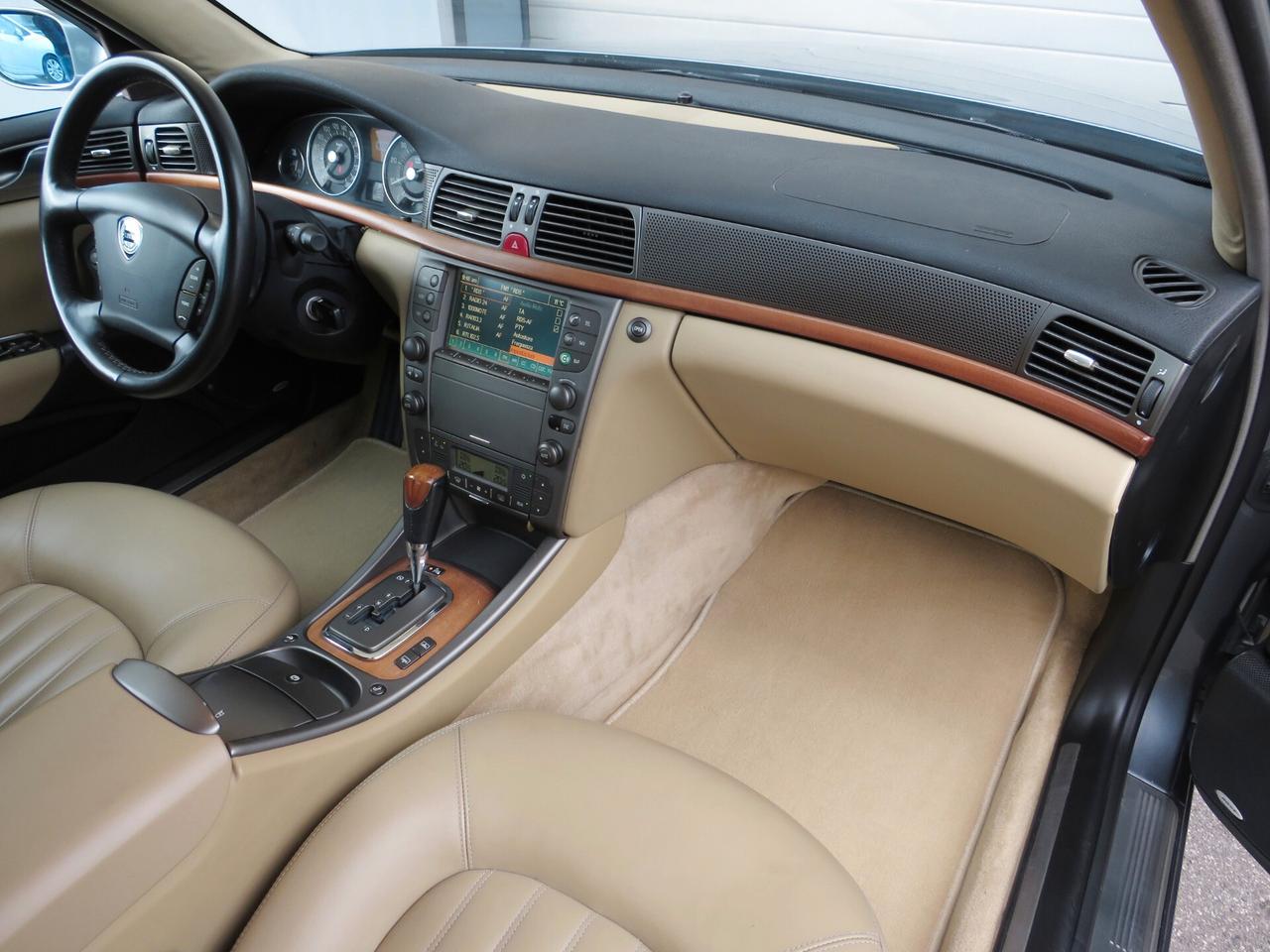 Lancia Thesis 3.0 V6 24V aut - 6 cilindri Busso pelle beige