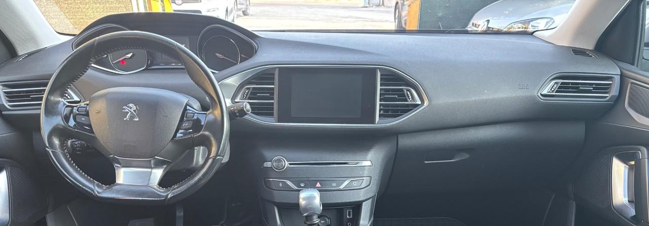 Peugeot 308 1.6 HDi 115 CV 5 porte Allure