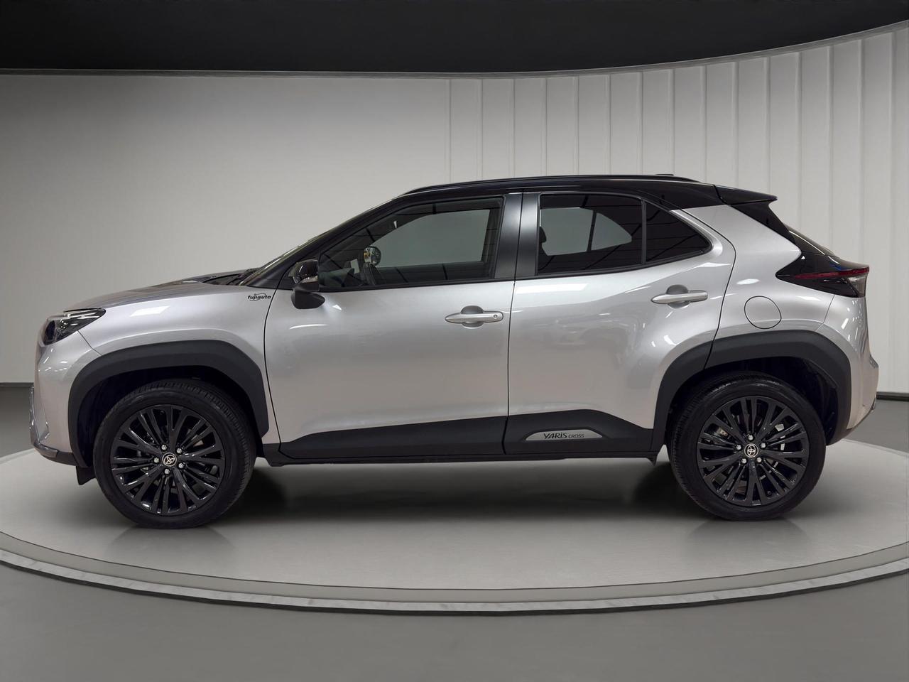 Toyota Yaris Cross 1.5h Adventure fwd 116cv e-cvt