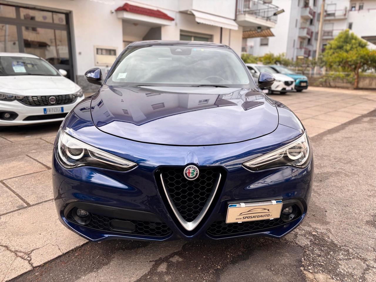 Alfa Romeo Stelvio 2.2 Turbodiesel 180 CV AT8 RWD Super