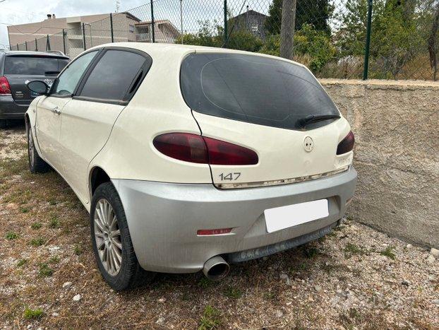 ALFA ROMEO 147 1.9 JTD - 2005