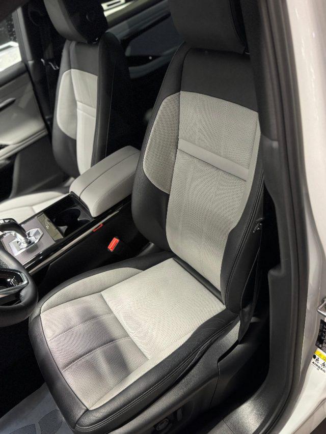 LAND ROVER Range Rover Evoque 2.0D I4 163 CV AWD AUT R-DYNAMIC S *BICOLOR*UNIPRO