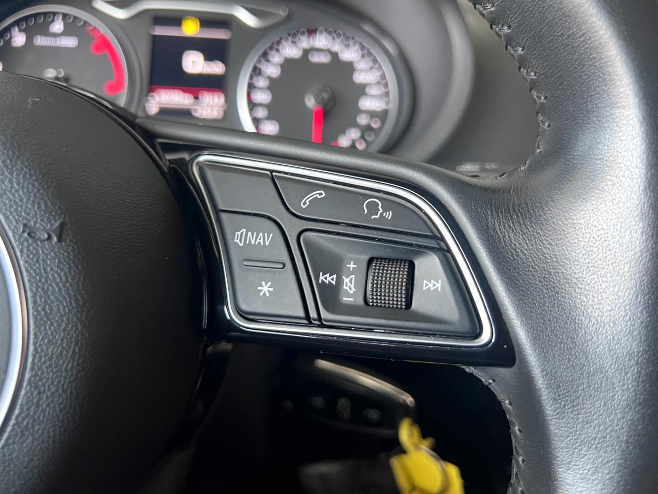 Audi A3 Sedan 1.6 TDI 116 CV S tronic Sport