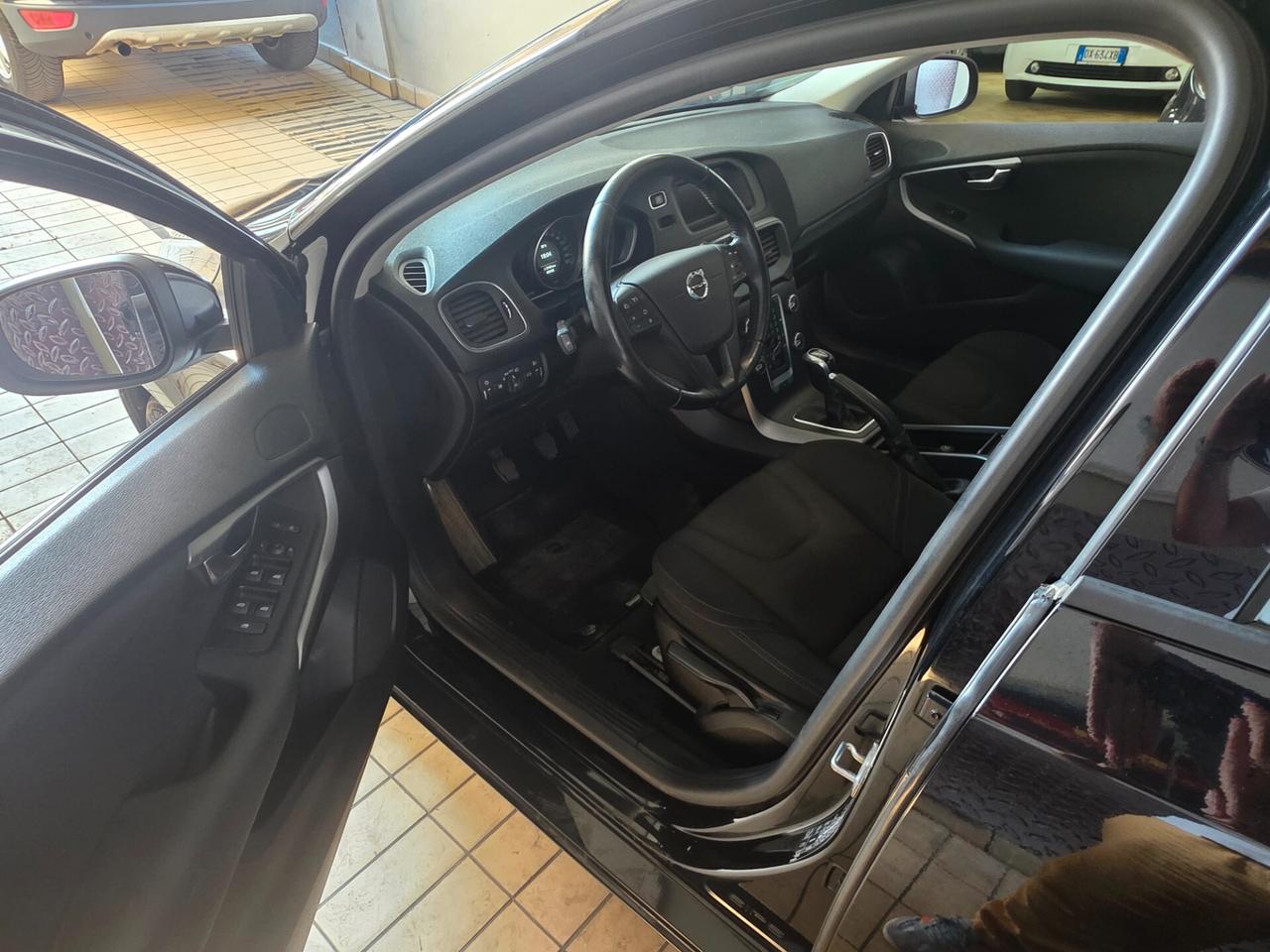 Volvo V40 D2 Momentum