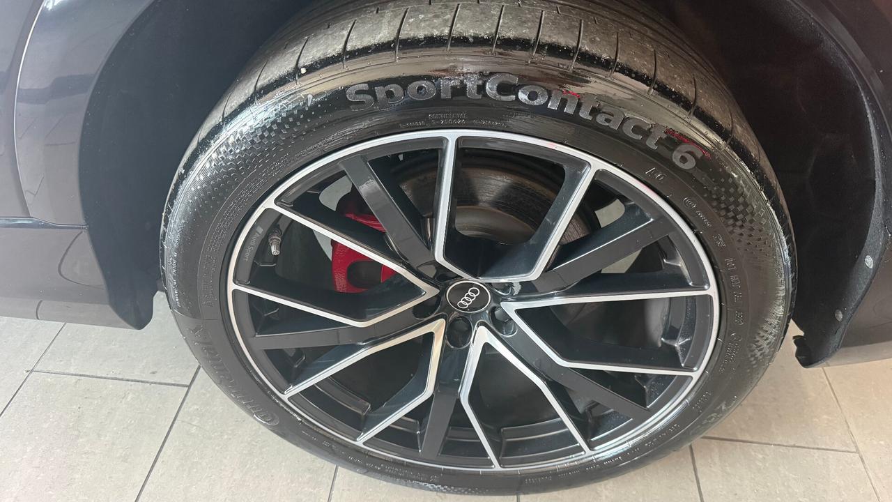 Audi Q8 50 TDI 286 CV quattro S LINE