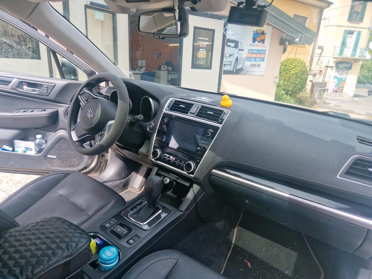 Subaru OUTBACK 2.5i Lineartronic Premium