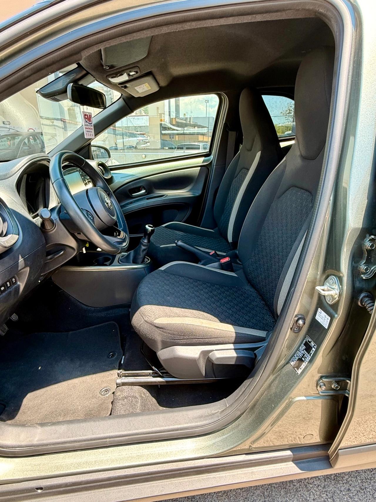 Toyota Aygo X 1.0 VVT-i 72 CV 5 porte Lounge Air