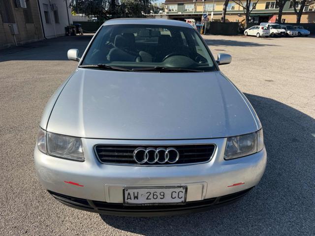 AUDI A3 1.8 turbo 20V cat 3p. Attraction Bellissima