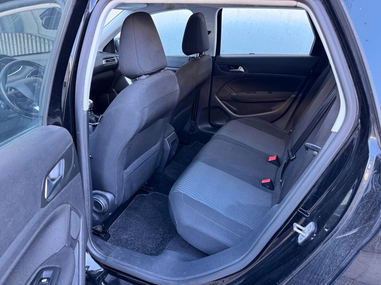 Peugeot 308 BlueHDi 100 S&S SW Business