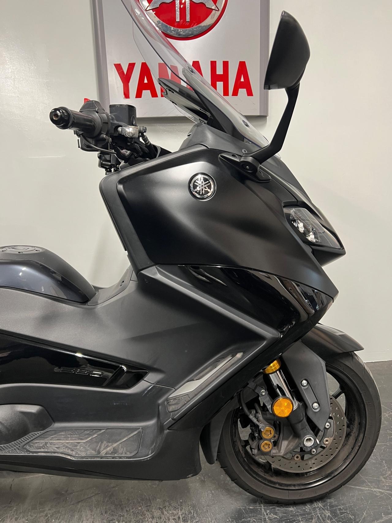 Yamaha TMAX 560 Tech Max