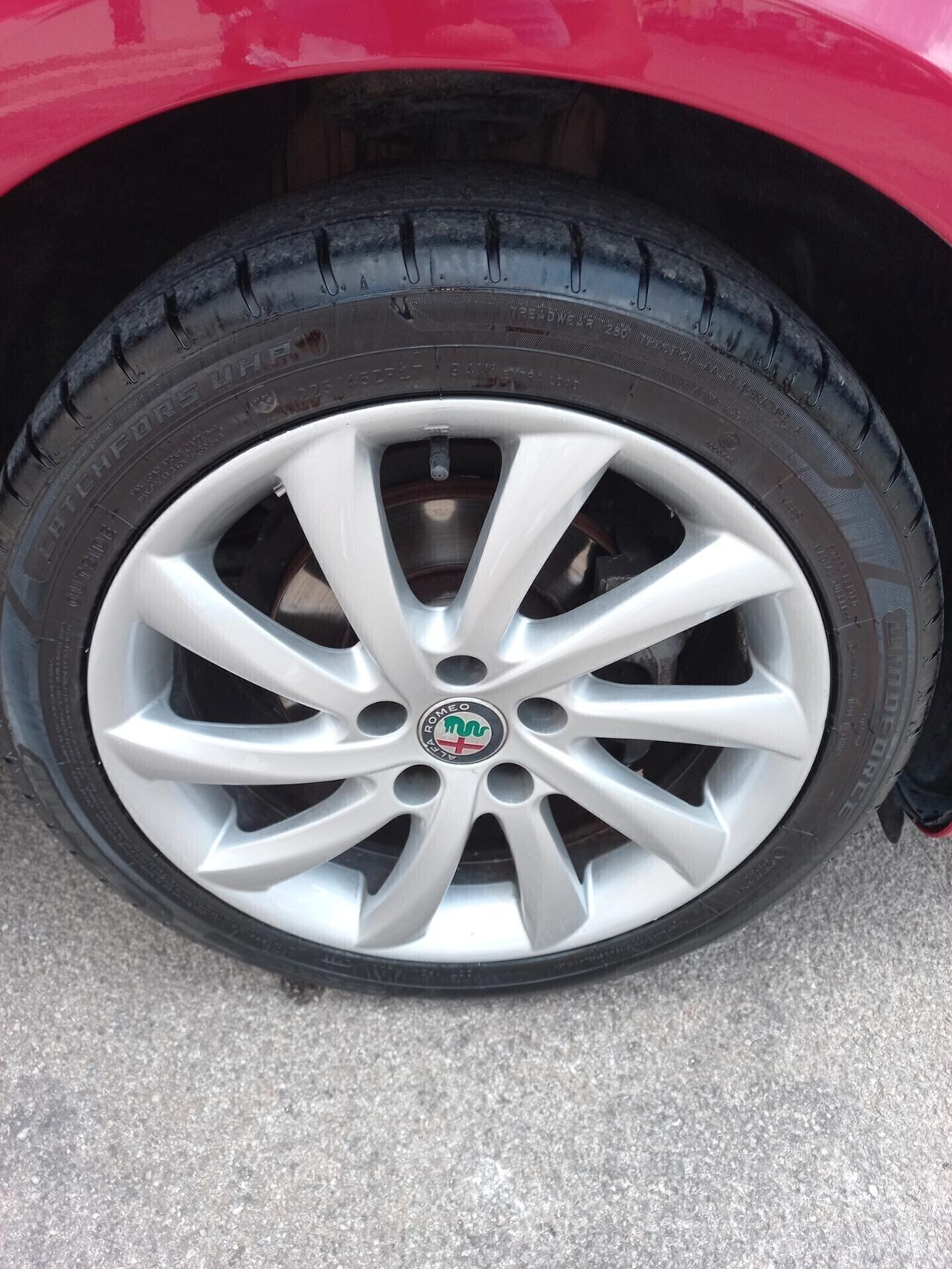 Alfa Romeo Giulietta 1.6 JTDm-2 120 CV Distinctive