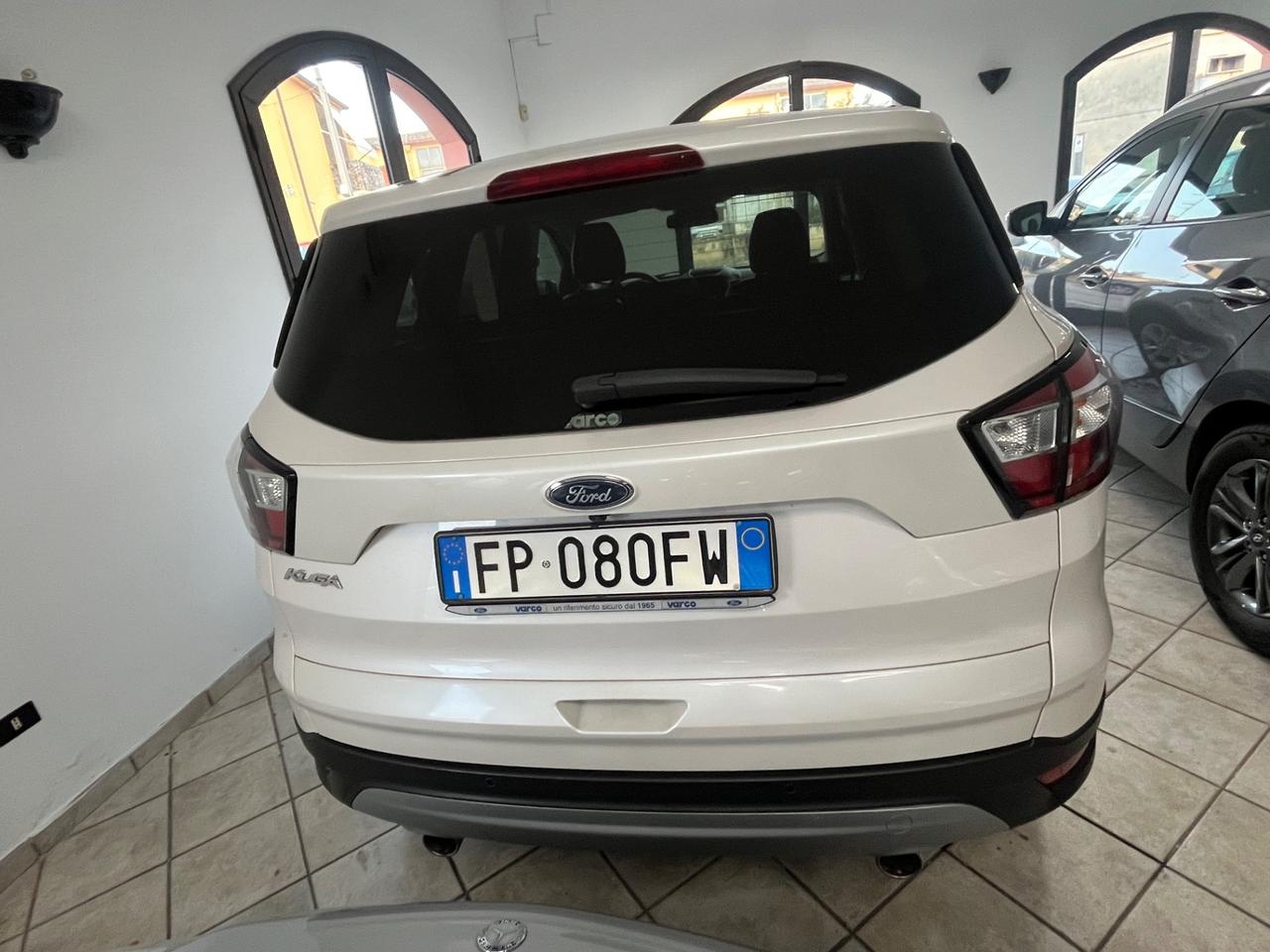 Ford Kuga 2.0 TDCI 150 CV S&S 4WD Powershift Titanium