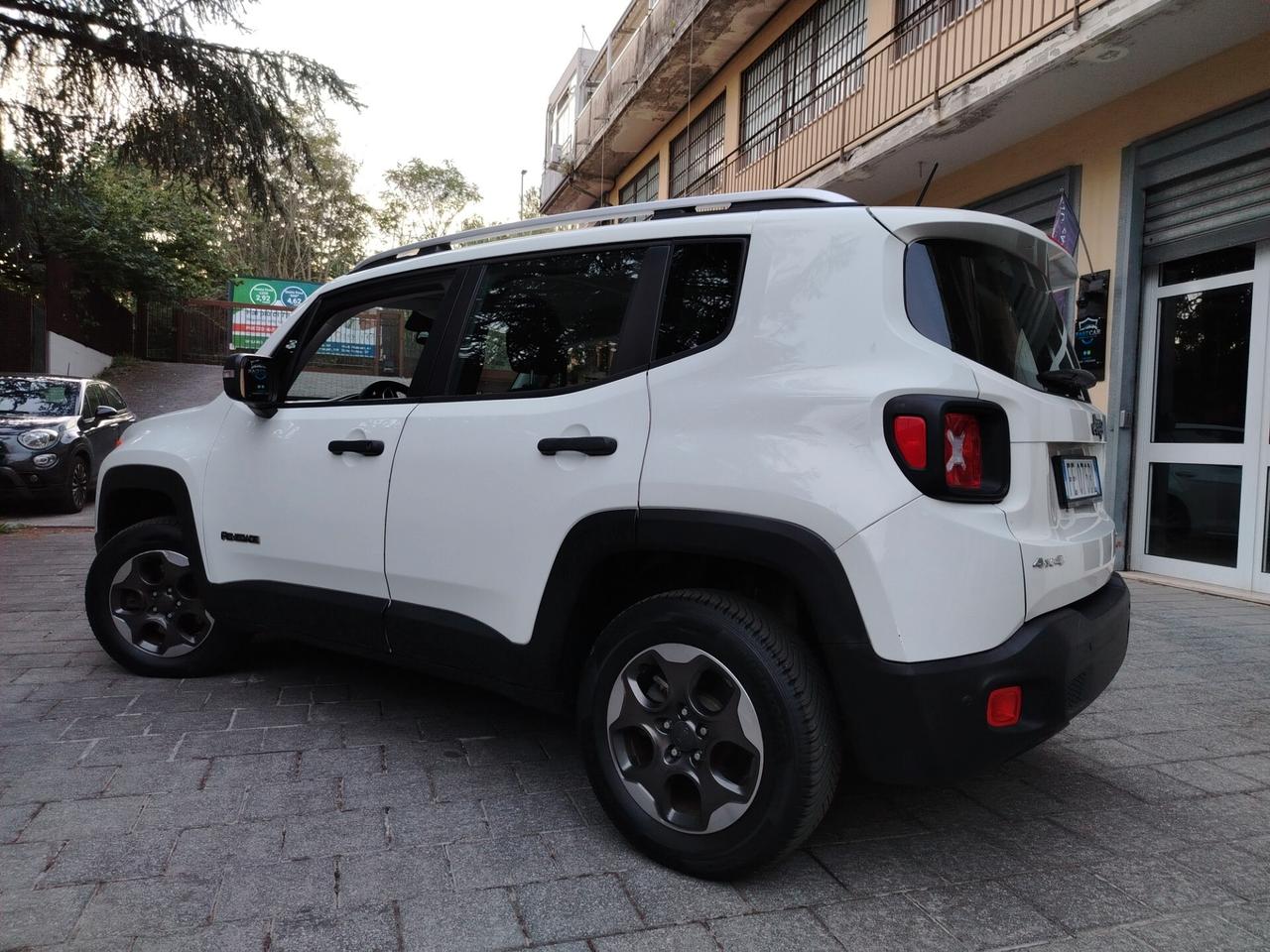 Jeep Renegade 2.0 Mjt 4WD Active Drive Sport