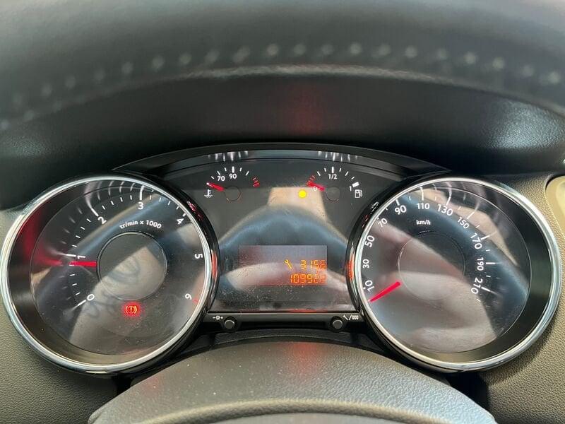 Peugeot 5008 5008 1.6 vti 16v Access (premium) 120cv