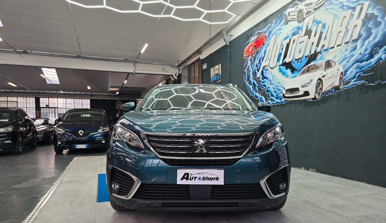 PEUGEOT 5008 ACTIVE 1.2 TURBO 7P