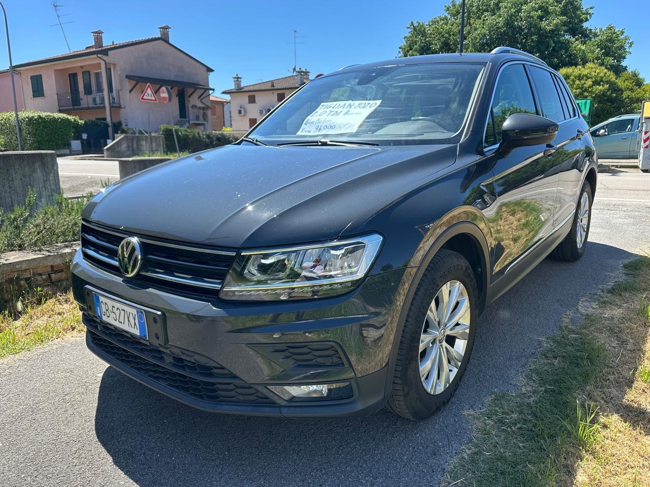 Volkswagen Tiguan 2.0 TDI SCR DSG Business BlueMotion Technology