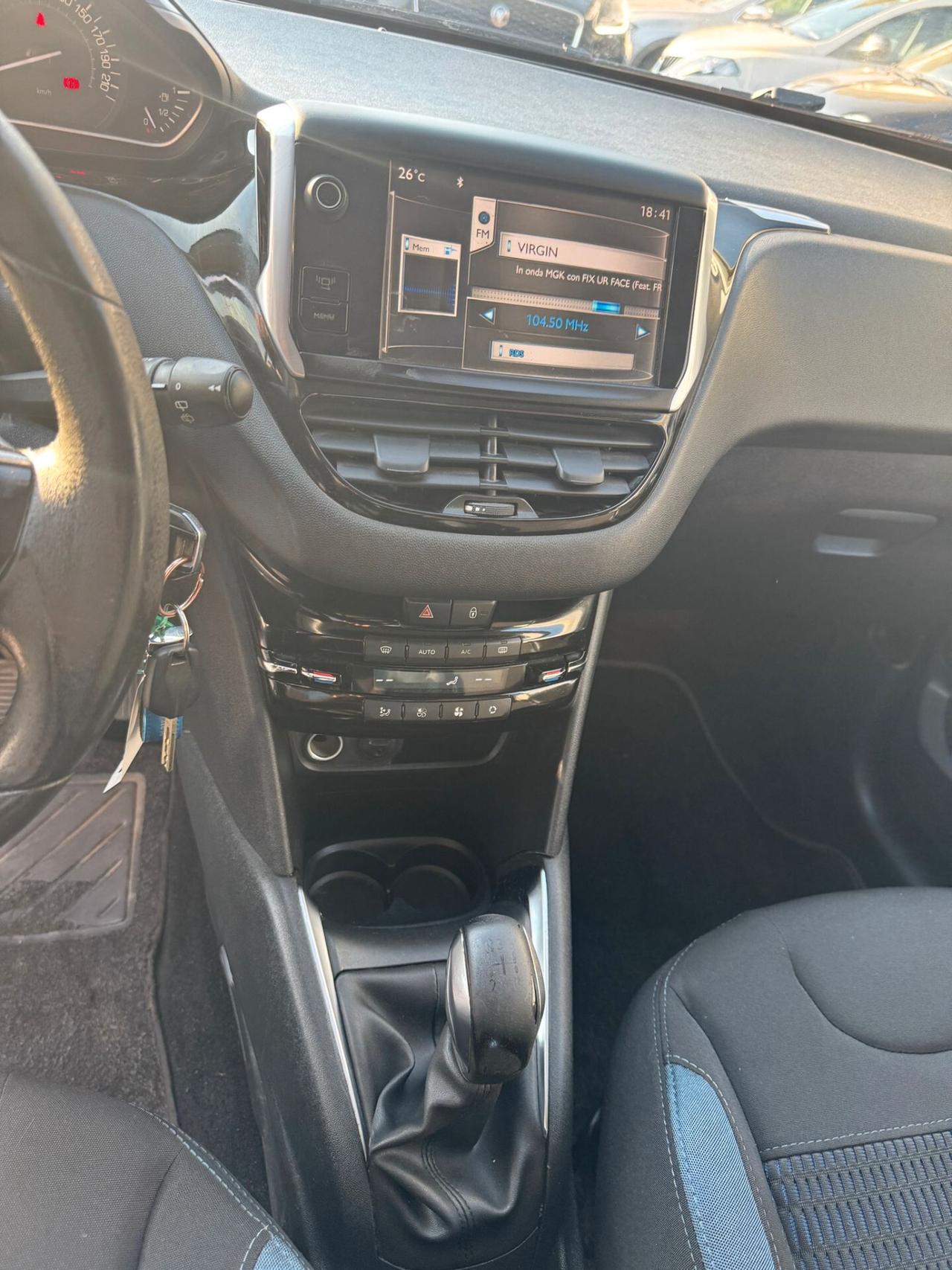 Peugeot 208 1.6 e-HDi 92 CV Stop&Start 5 porte Allure *NEOPATENTATI*